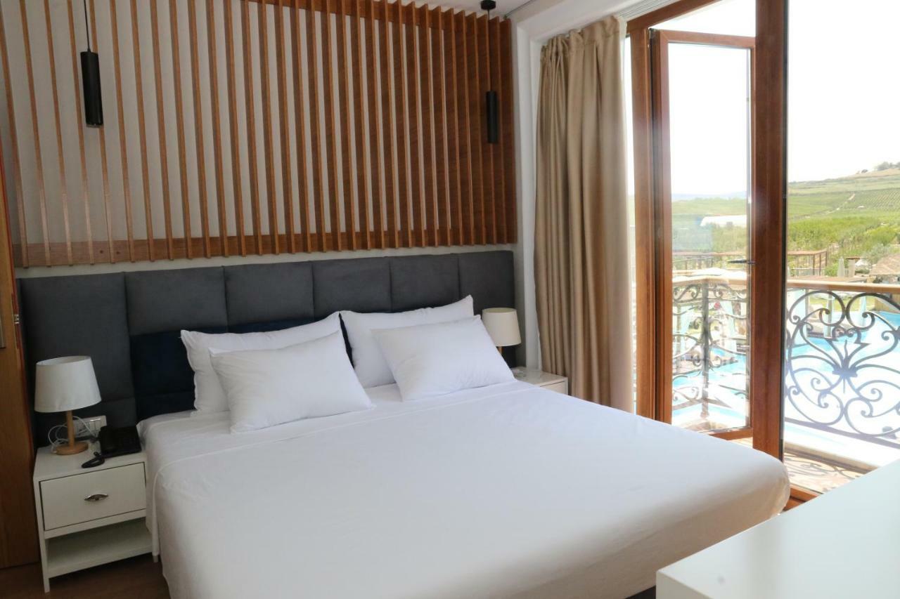 Vinea Resort Durrës Exteriér fotografie