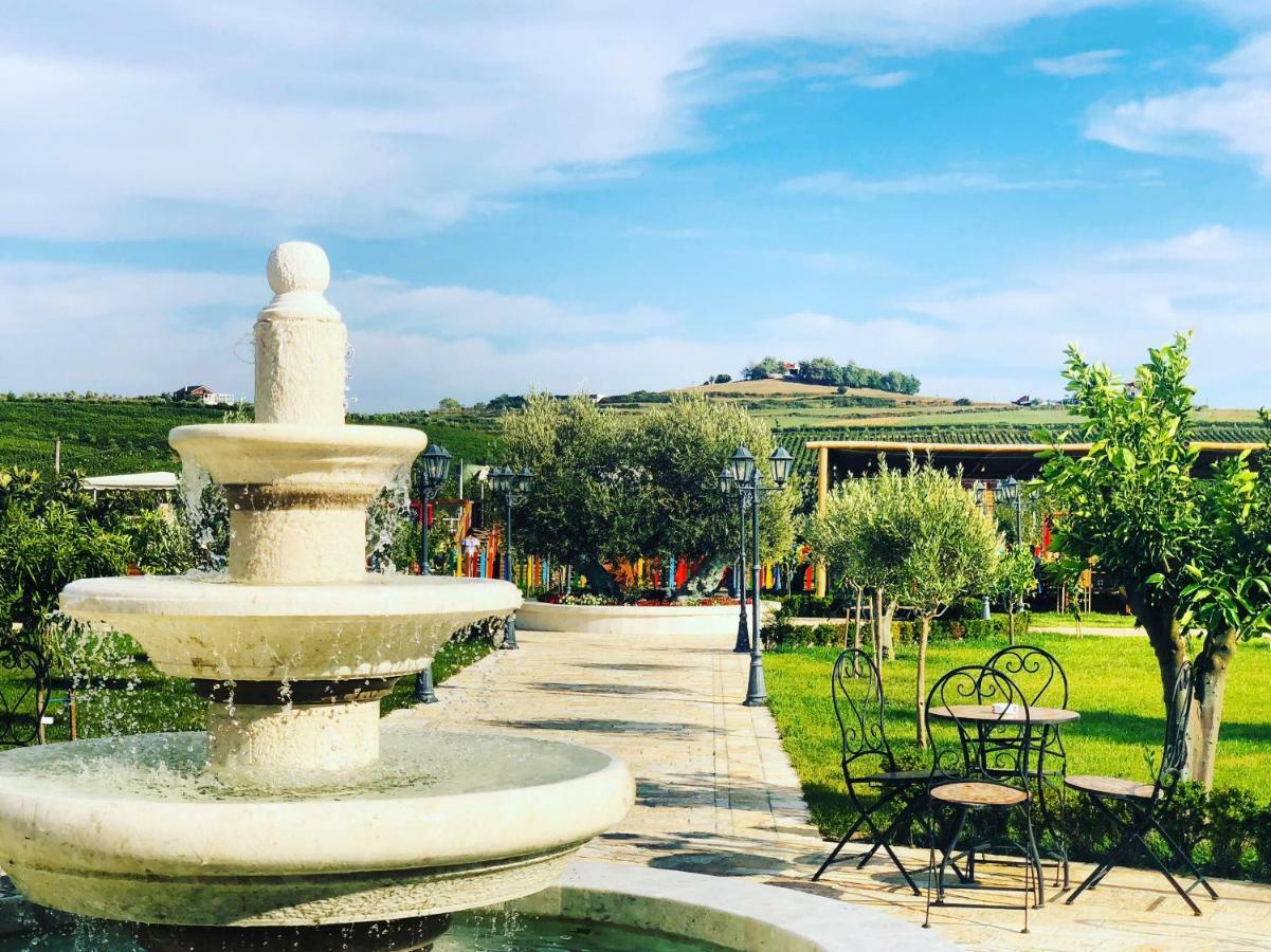Vinea Resort Durrës Exteriér fotografie