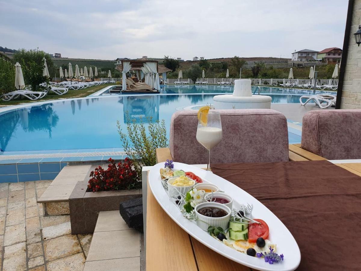 Vinea Resort Arape-Rashbulli Exteriér fotografie
