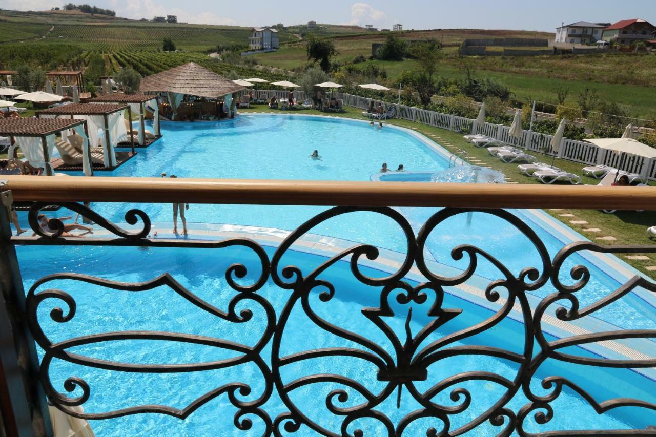Vinea Resort Durrës Exteriér fotografie